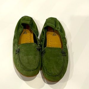 Comfy green flats! You won’t want to take them off!!